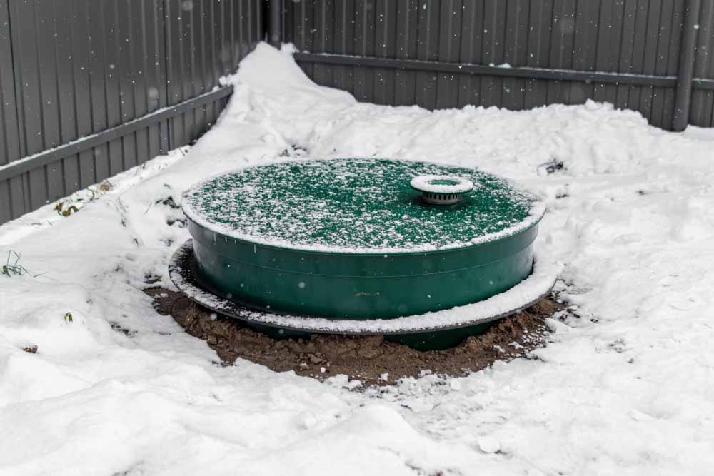 septic tank in winter